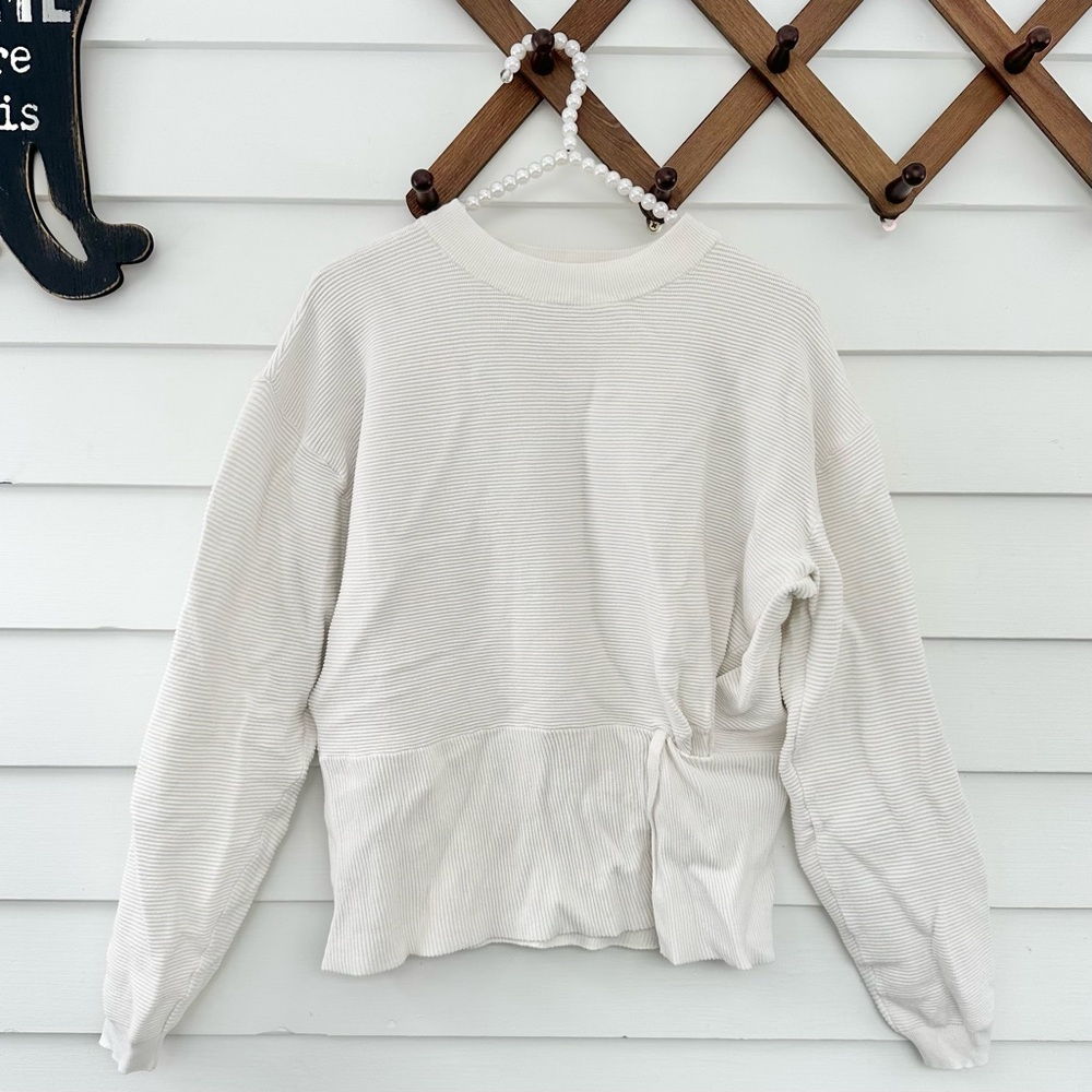 NINE West Side Twist Ribbed Sweater